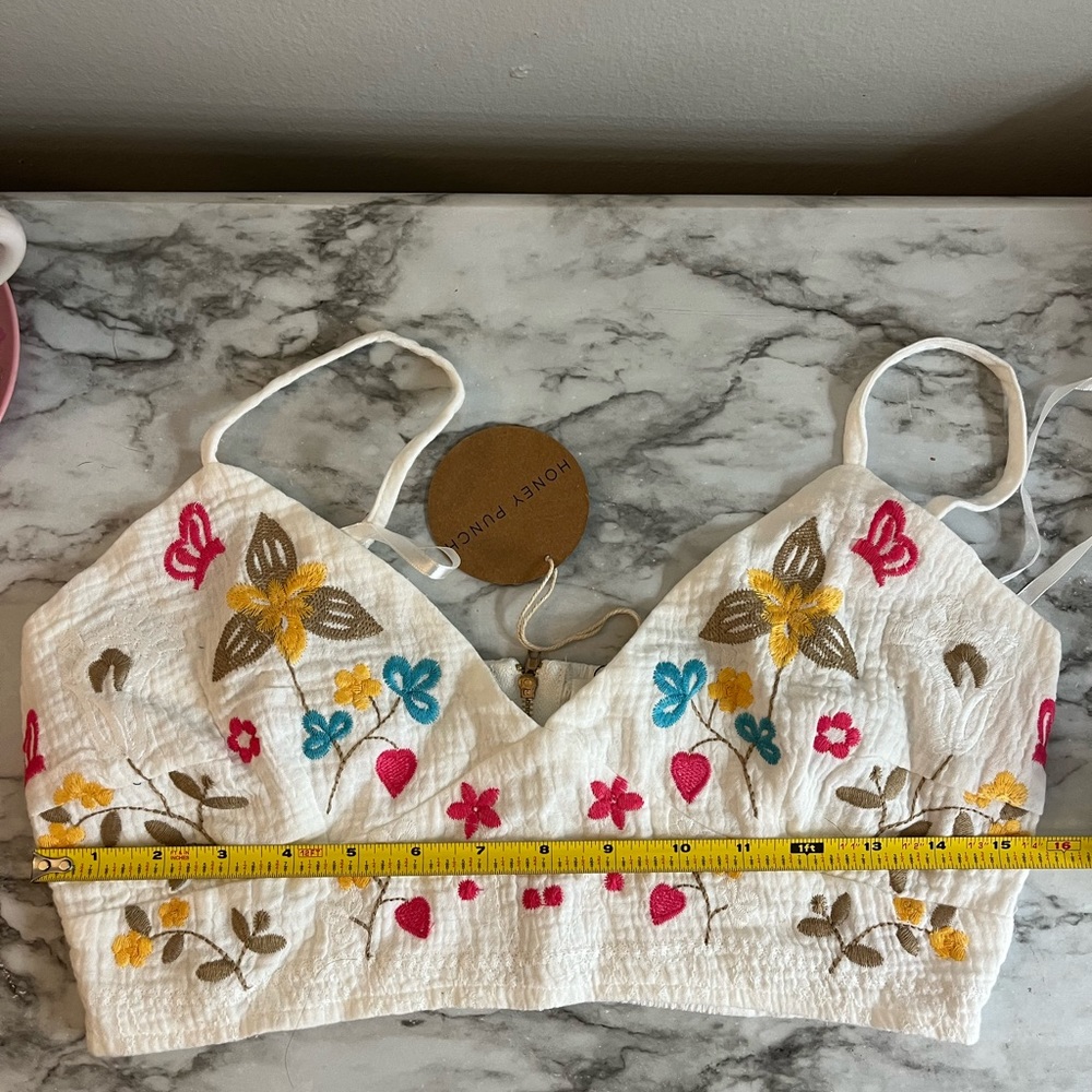 Embroidered Crop Top - Picture 7 of 7